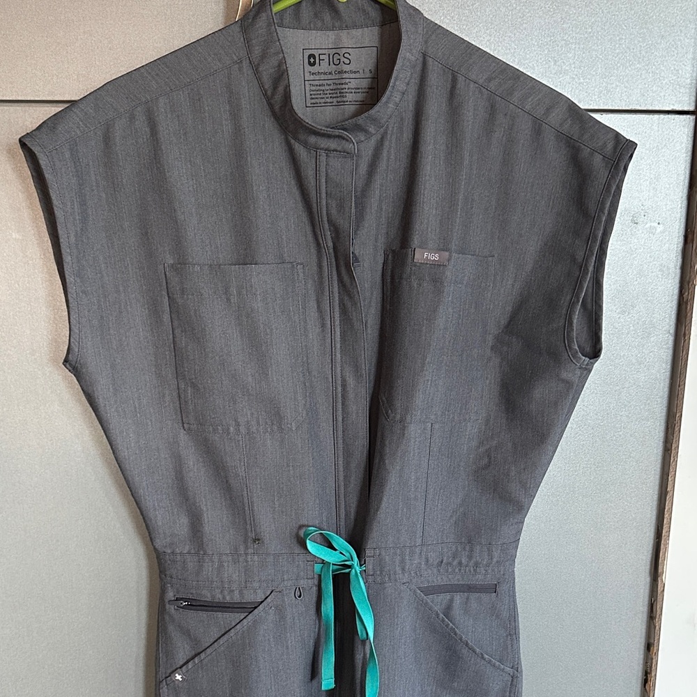 Figs Rafaela wide leg scrub jumpsuit in Graphite